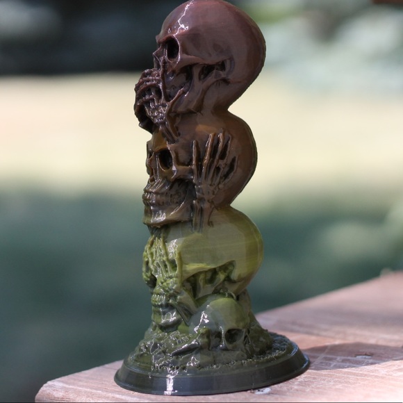 Skull statue - Picture 3 of 16